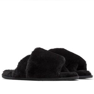 NWOB  Sorel GO™ - Mail Run Slipper in Black, sz 9, MSRP $90